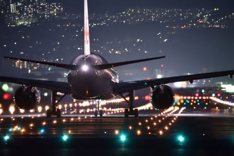 Kraków Airport – Brama do świata i serce małopolskiej turystyki! 